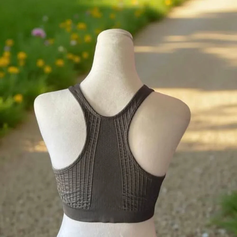 SPORTS BRA - Picture 2 of 2